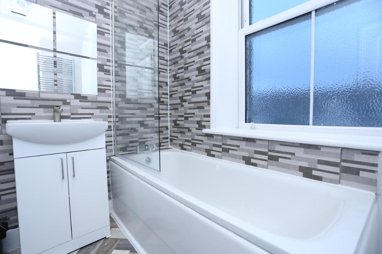 London Town Apartment- Lewisham Екстериор снимка