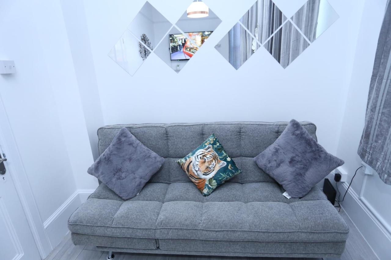 London Town Apartment- Lewisham Екстериор снимка